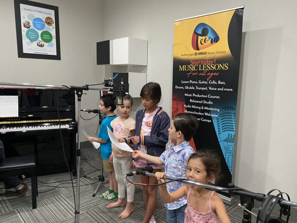 Thanksgiving Artist Camp
